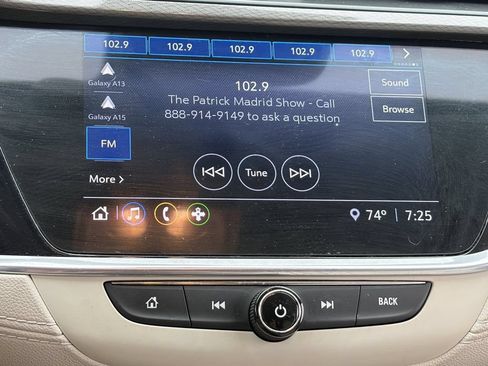 Used 2020 Buick Encore GX Preferred w/ Cold Weather Comfort Package FWD image 27