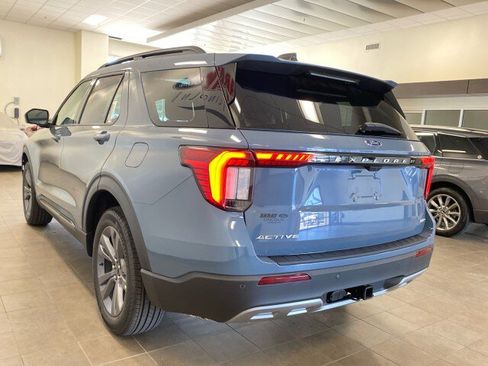 New 2026 Ford Explorer Active AWD/4WD image 5