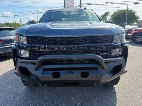 Used 2020 Chevrolet Silverado 1500 Custom Trail Boss w/ Custom Convenience Package AWD/4WD image 2