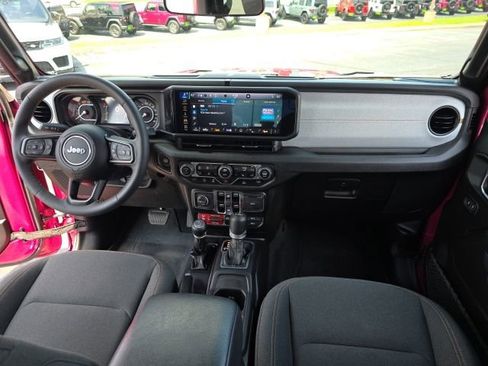 Used 2024 Jeep Wrangler Unlimited Sport AWD/4WD image 45