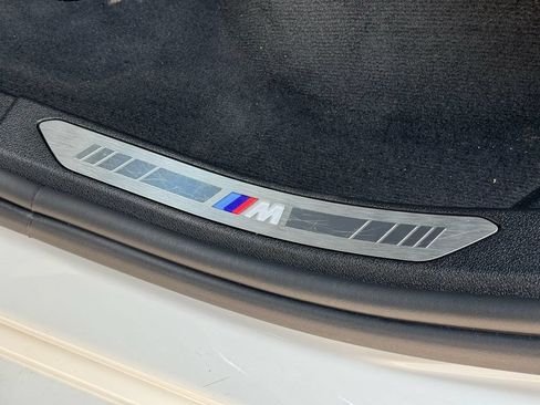 Used 2020 BMW X5 M50i AWD/4WD image 25
