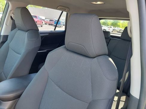 Certified 2025 Toyota RAV4 XLE AWD/4WD image 6