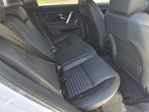 New 2025 Land Rover Discovery Sport S image 5