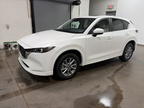 Used 2025 MAZDA CX-5 AWD 2.5 S w/ Preferred Package image 6