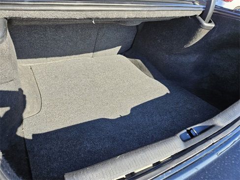 Used 2019 Dodge Charger SXT image 12