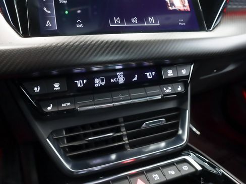 Used 2022 Audi RS e-tron GT w/ Carbon Performance Package image 19