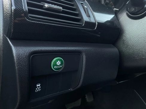 Used 2014 Honda Accord Sport image 19