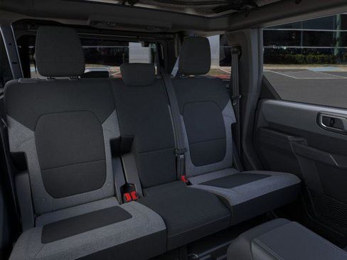 New 2025 Ford Bronco 4-Door AWD/4WD image 11
