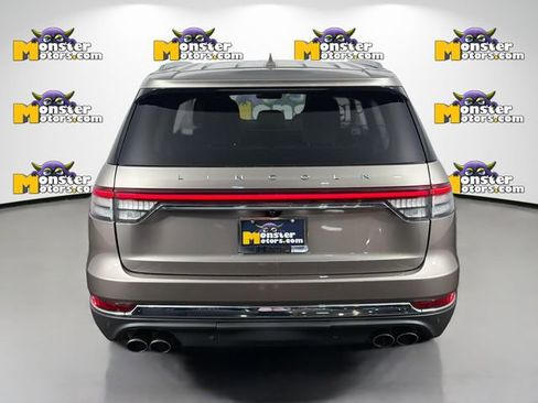 Used 2020 Lincoln Aviator Reserve w/ Equipment Group 201A image 6