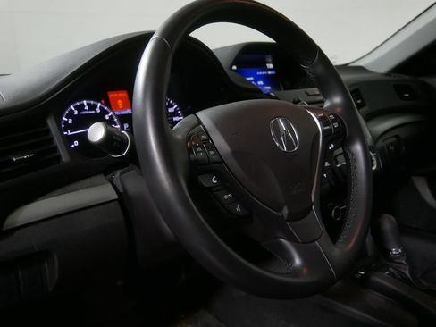 Used 2018 Acura ILX FWD image 12