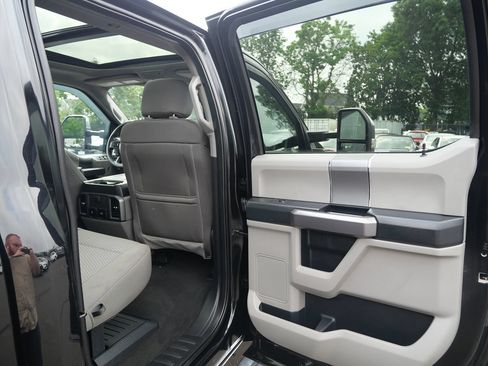 Used 2020 Ford F250 XLT w/ XLT Premium Package AWD/4WD image 33