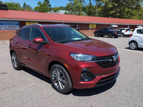 Used 2023 Buick Encore GX Select w/ Sport Touring Package FWD image 7