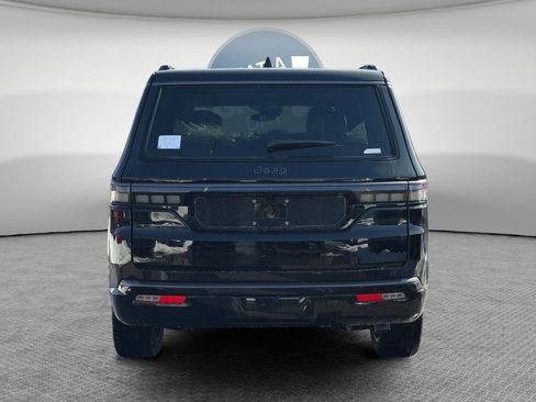 New 2026 Jeep Grand Wagoneer Summit AWD/4WD image 8