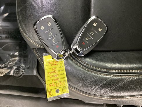 Used 2021 Chevrolet Traverse RS w/ LPO, Floor Liner Package AWD/4WD image 38