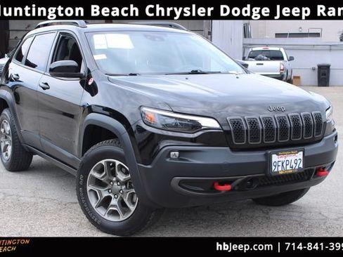 Used 2022 Jeep Cherokee Trailhawk AWD/4WD image 1