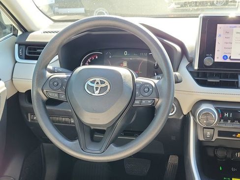 Used 2024 Toyota RAV4 XLE image 20