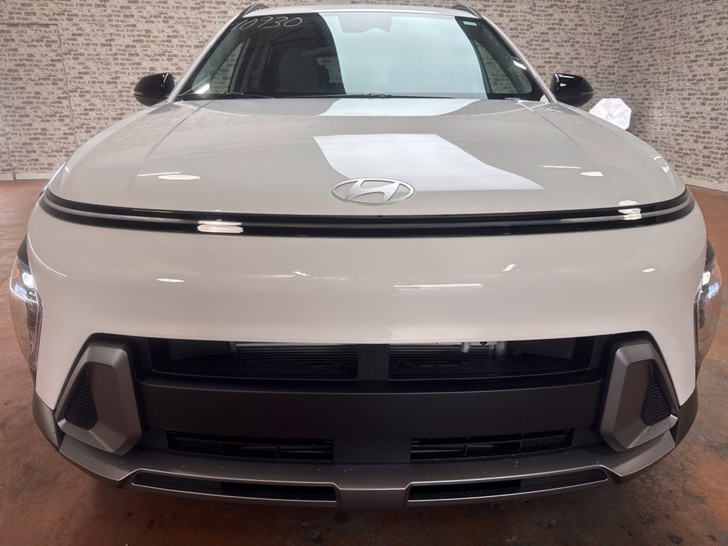 New 2027 Hyundai Kona SEL Premium FWD image 2