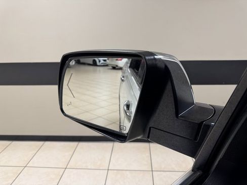 Used 2016 Toyota Sequoia Platinum image 17