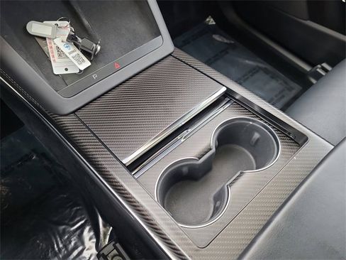 Used 2022 Tesla Model X Plaid image 34