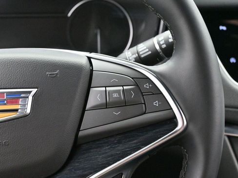 Used 2025 Cadillac XT5 Premium Luxury AWD/4WD image 22