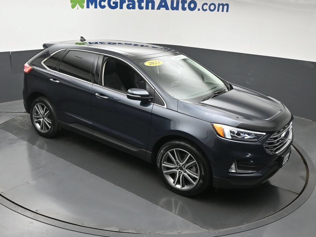 Used 2024 Ford Edge Titanium w/ Equipment Group 301A AWD/4WD image 3