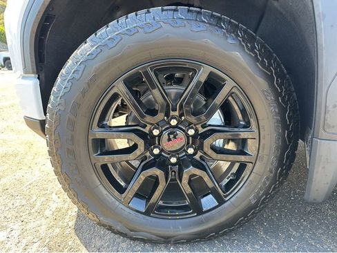 New 2026 GMC Sierra 1500 Elevation AWD/4WD image 4