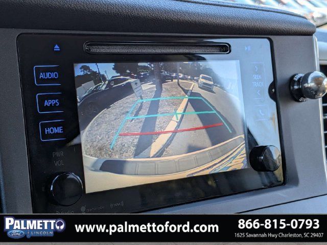 Used 2016 Toyota Sienna XLE FWD image 23