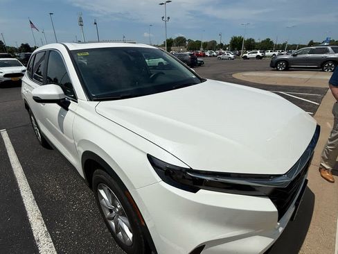 Used 2026 Honda CR-V EX image 2