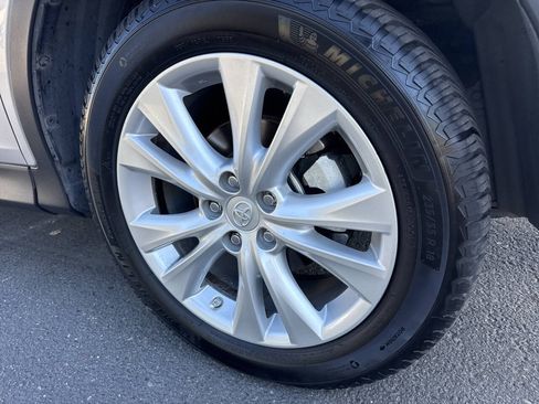 Used 2013 Toyota RAV4 Limited FWD image 25
