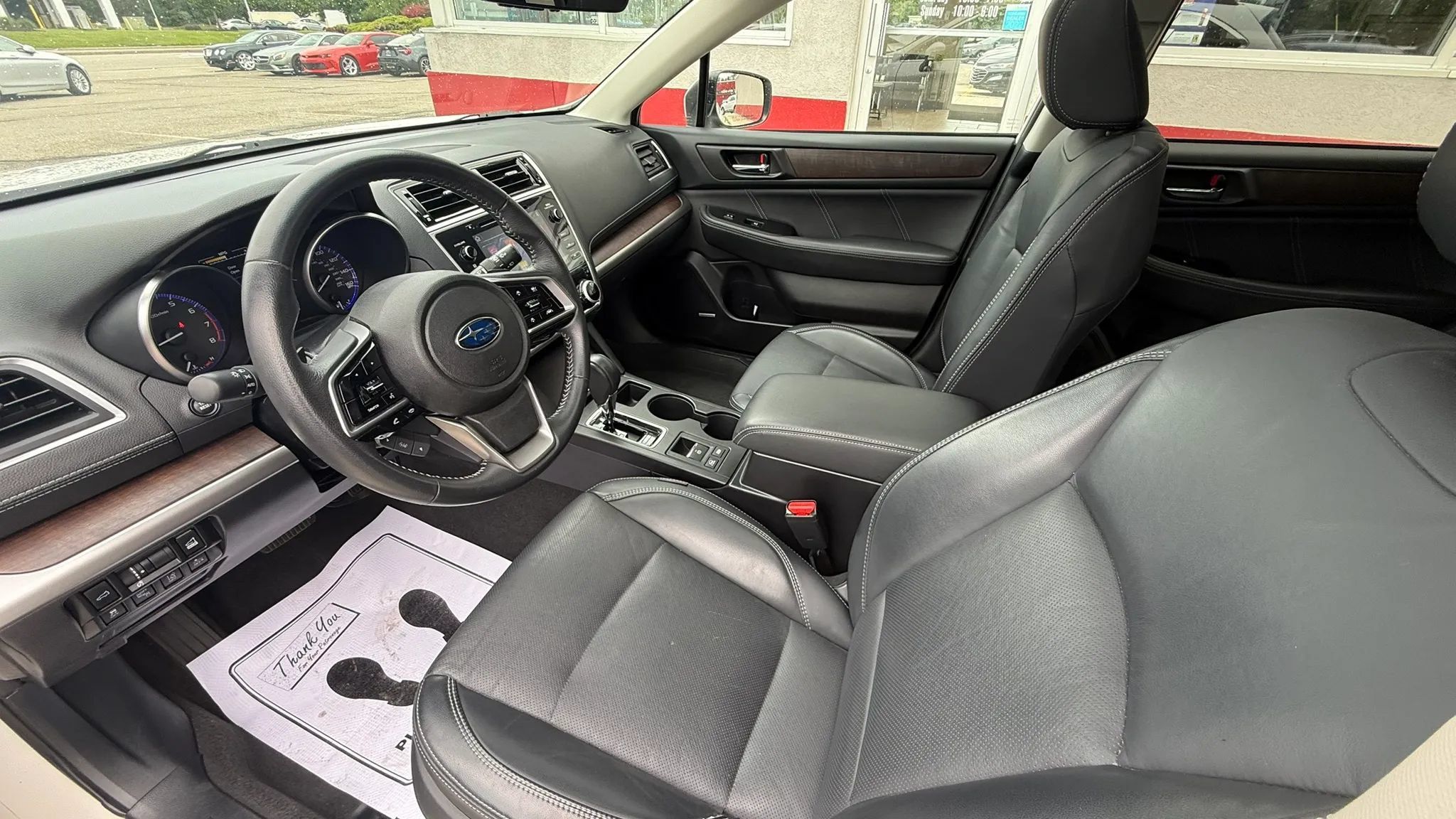 Used 2018 Subaru Outback 3.6R Limited AWD/4WD image 9