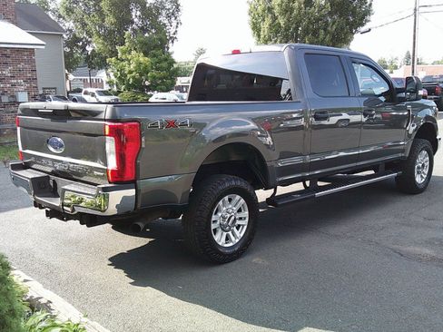 Used 2017 Ford F250 XLT w/ XLT Value Package AWD/4WD image 6