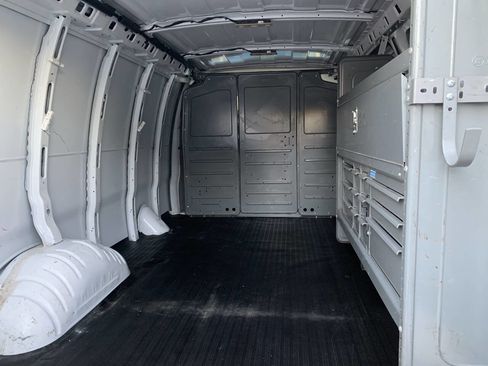 Used 2020 Chevrolet Express 2500 w/ Driver Convenience Package image 31