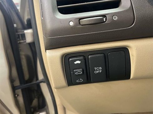 Used 2004 Honda Accord EX image 17