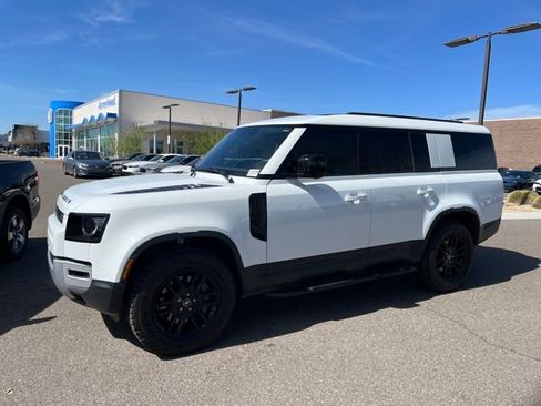 Used 2025 Land Rover Defender 130 S image 1