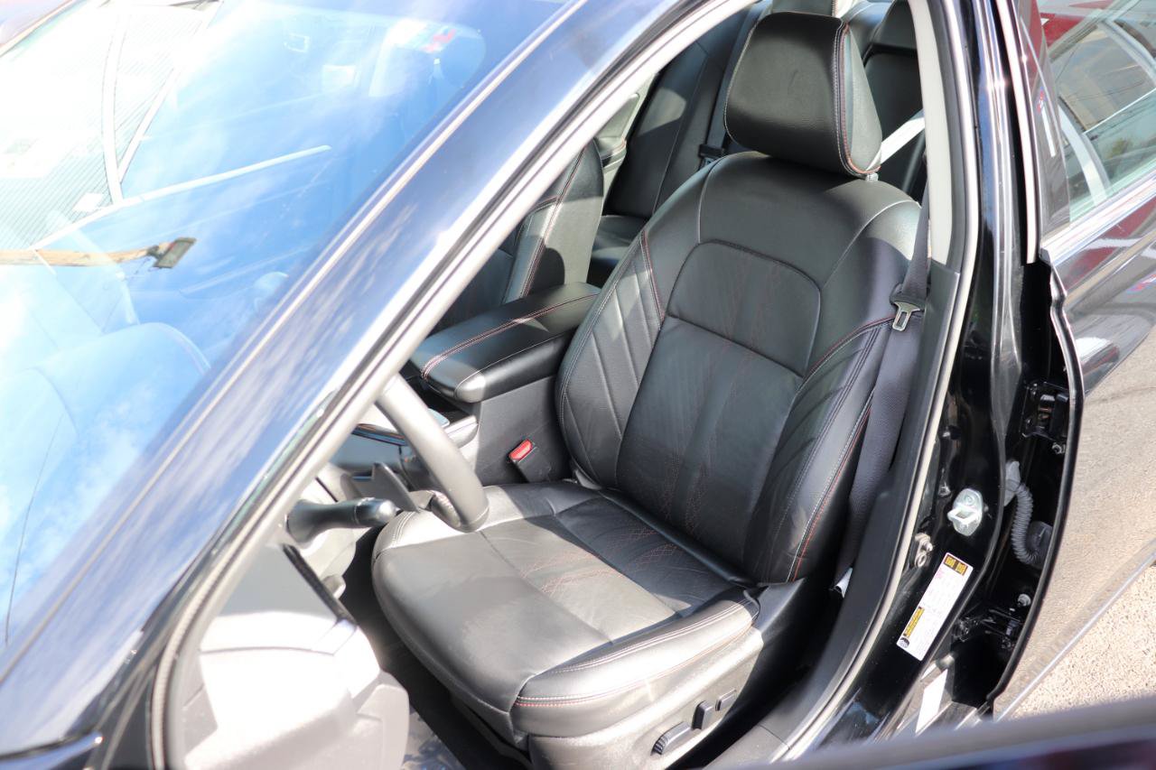 Used 2024 Nissan Altima 2.5 SR w/ SR Premium Package FWD image 11