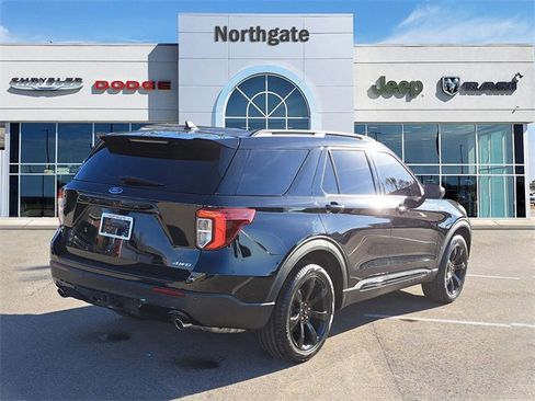 Used 2023 Ford Explorer ST-Line w/ Class IV Trailer Tow Package image 4