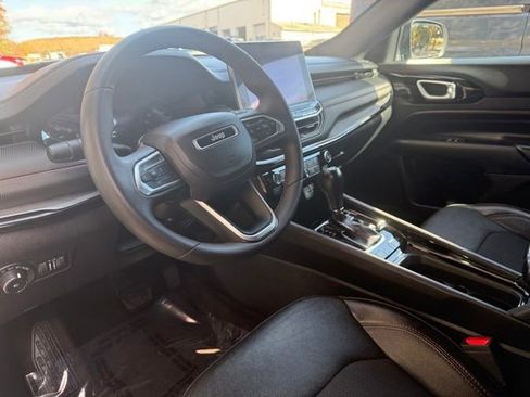 Used 2023 Jeep Compass Trailhawk image 14