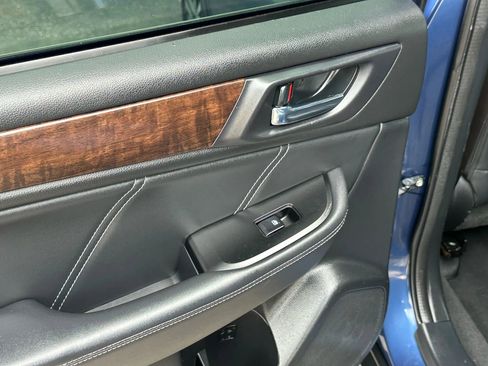 Used 2019 Subaru Outback 2.5i Limited image 16