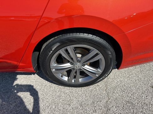 Used 2020 Volkswagen Jetta R-Line w/ R-Line Cold Weather Package FWD image 8