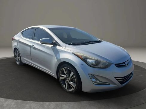 Used 2015 Hyundai Elantra Limited FWD image 2