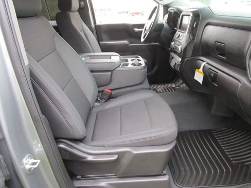 Used 2025 GMC Sierra 1500 Pro w/ Pro Value Package RWD image 20