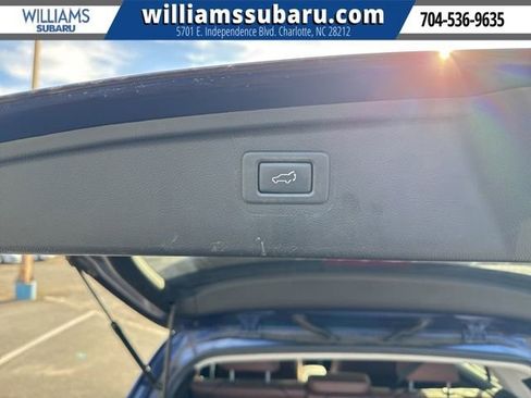Used 2017 Subaru Outback 2.5i Touring w/ Popular Package #5A image 10