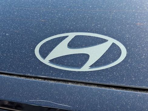 Used 2025 Hyundai Tucson Limited AWD/4WD image 31