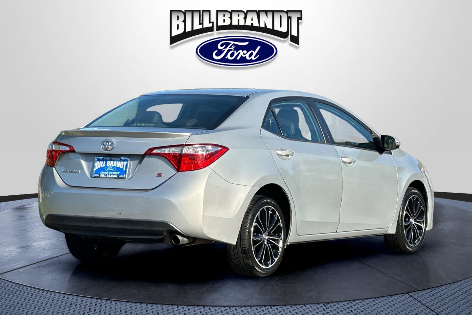 Used 2016 Toyota Corolla S FWD image 3