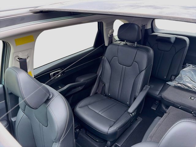 New 2026 Kia Sorento EX w/ EX Premium Package FWD image 22