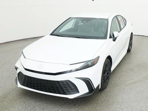 Used 2026 Toyota Camry SE FWD image 51
