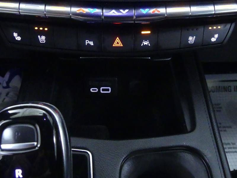 Used 2023 Cadillac XT4 Premium Luxury w/ Driver Assist Package AWD/4WD image 16