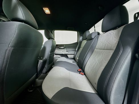 Used 2021 Toyota Tacoma TRD Off-Road RWD image 26
