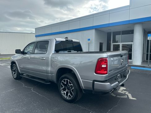 Used 2025 RAM 1500 Laramie w/ Advanced Safety Group II AWD/4WD image 3