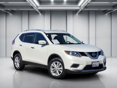 Used 2014 Nissan Rogue SV